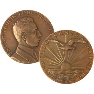 The Thulin Medal front and back
