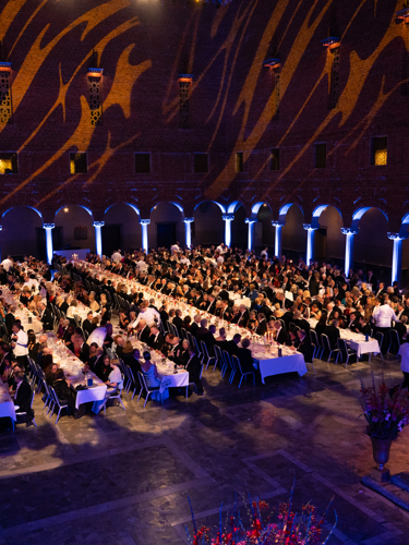All guests during the banquet in the Blue Hall